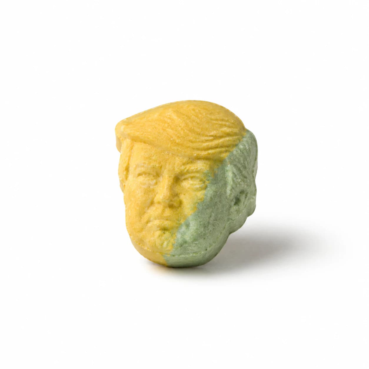 Le pasticche di ecstasy con la faccia di Trump possono essere letali